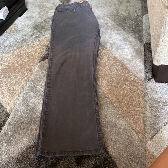 Izod Straight Fit 33 x 32 Dress Pants/Jeans - Picture 6 of 6